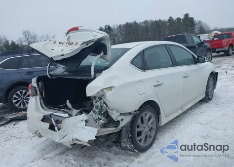 2014 Nissan Sentra Sr z USA, uszkodzony, nr VIN 3N1AB7AP1EY256392